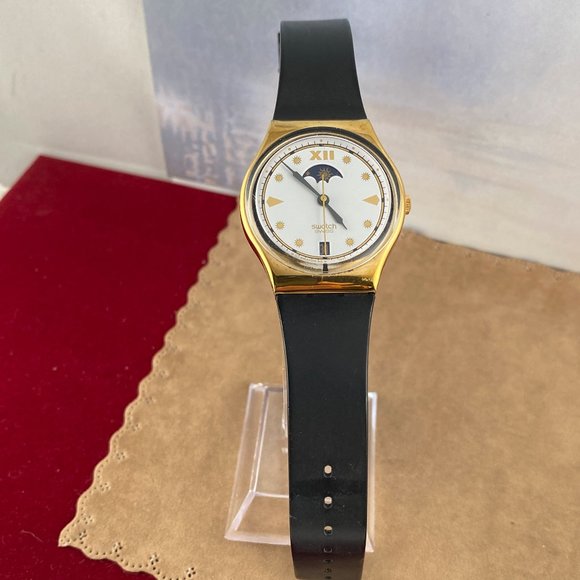 Vintage Swatch Moonphase Gold Watch - Picture 3 of 8